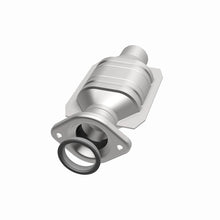 Load image into Gallery viewer, MagnaFlow Conv DF 01-03 Highlander underbody | 93268