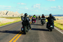 Load image into Gallery viewer, Kuryakyn Momentum Vagabond Bag Kuryakyn