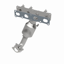 Load image into Gallery viewer, Magnaflow 15-17 Jeep Cherokee 2.4L Direct Fit Converter
