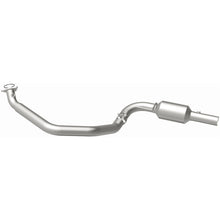 Load image into Gallery viewer, Magnaflow Catalytic Converter Direct Fit MagnaFlow 2009 Chevrolet Express 4500 V8 6.0L Left Underbody Catalytic Converter