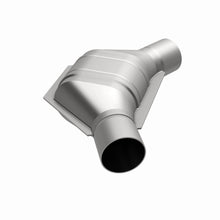 Load image into Gallery viewer, MagnaFlow Exhaust Products Catalytic Converter MagnaFlow Exhaust Products Magnaflow OEM Grade Universal Catalytic Converter - 2.00in. 94084