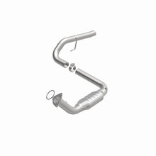 Load image into Gallery viewer, MagnaFlow Conv DF 02-06 Cadillac Escalade / 02-06 GM Yukon (Inc Denali) 6.0L D/S