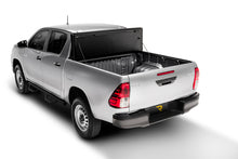Load image into Gallery viewer, UnderCover 2024 Toyota Tacoma 6ft Flex Bed Cover Undercover