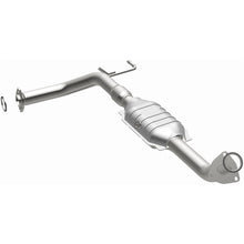 Load image into Gallery viewer, MagnaFlow CONV DF 05-06 Toyota Tundra 4.7L Driver Side Front