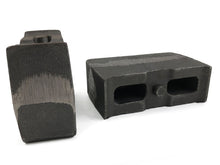 Load image into Gallery viewer, Tuff Country 01-10 Chevy Silverado 2500HD/3500 4wd 4in Cast Iron Lift Blocks Pair Lift Kits Tuff Country