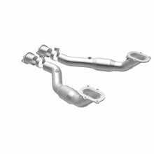 Load image into Gallery viewer, MagnaFlow Exhaust Products Catalytic Converter MagnaFlow Exhaust Products Magnaflow OEM Grade Direct-Fit Catalytic Converter 23-053