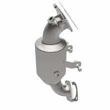 Load image into Gallery viewer, Magnaflow 14-16 Ram ProMaster 1500/2500/3500 V6 3.6L CARB Compliant DirectFit Catalytic Converter