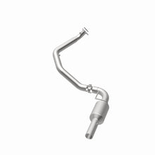 Load image into Gallery viewer, Magnaflow Catalytic Converter Direct Fit MagnaFlow 2009 Chevrolet Express 4500 V8 6.0L Left Underbody Catalytic Converter