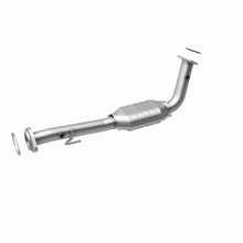Load image into Gallery viewer, MagnaFlow Conv DF 02-06 Cadillac Escalade / 02-06 GM Yukon (Inc Denali) 6.0L P/S