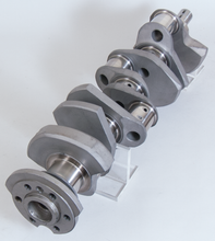 Load image into Gallery viewer, Eagle Chevrolet 305/350 4.000in Stroke 2.000in Rod Journals Forged 4340 Lightweight Steel Crankshaft Eagle