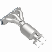 Load image into Gallery viewer, MagnaFlow Exhaust Products Catalytic Converter with Integrated Exhaust Manifold MagnaFlow Exhaust Products Catalytic Converter with Integrated Exhaust Manifold 22-174