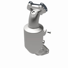 Load image into Gallery viewer, Magnaflow 14-16 Ram ProMaster 1500/2500/3500 V6 3.6L CARB Compliant DirectFit Catalytic Converter