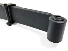 Load image into Gallery viewer, Tuff Country 99-04 Ford F-250 4wd Front 4in EZ-Ride Leaf Springs (Ea) Leaf Springs & Accessories Tuff Country