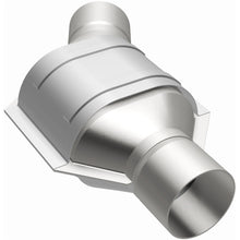 Load image into Gallery viewer, MagnaFlow Conv Univ 2.50inch Angled Inlet
