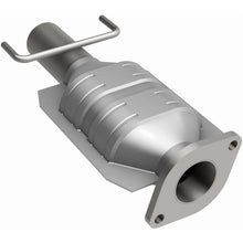 Load image into Gallery viewer, MagnaFlow Conv DF 95-02 Continental 4.6L rear