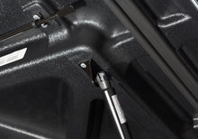 Load image into Gallery viewer, UnderCover 14-18 Ram 1500 (w/o Rambox) 5.7ft Lux Bed Cover - Blue Streak Bed Covers - Hinged Undercover