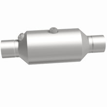 Load image into Gallery viewer, Magnaflow 2.50 w/dual O2 5in. Spun Universal Converter
