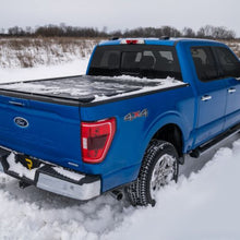 Load image into Gallery viewer, Retrax 17-25 Honda Ridgeline 5.4 ft Bed RetraxPRO XR Retrax