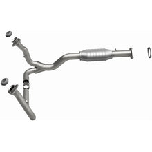Load image into Gallery viewer, MagnaFlow Conv DF 2000 S10 4.3L 4WD | 93227