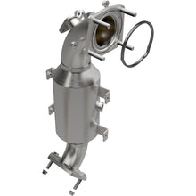 Load image into Gallery viewer, MagnaFlow DF Conv 2020 Jeep Cherokee Single Underbody 2L