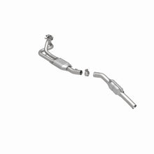 Load image into Gallery viewer, MagnaFlow Conv DF 1996 Ford E-150 4.9L | 93381