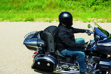 Load image into Gallery viewer, Kuryakyn Momentum Wanderer Seat Bag Kuryakyn