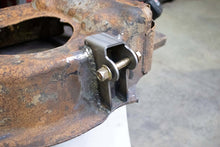 Load image into Gallery viewer, Rust Buster 01-10 GM Pickup Body Mount Brackets-(Right) | RB7816R