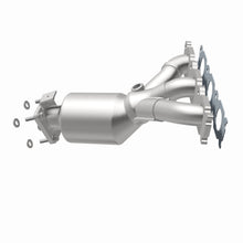 Load image into Gallery viewer, MagnaFlow Exhaust Products Catalytic Converter with Integrated Exhaust Manifold MagnaFlow Exhaust Products Catalytic Converter with Integrated Exhaust Manifold 22-174