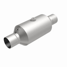 Load image into Gallery viewer, Magnaflow 2.25 w/dual O2 5in. Spun Universal Converter