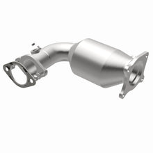 Load image into Gallery viewer, MagnaFlow Exhaust Products Catalytic Converter MagnaFlow Exhaust Products Magnaflow OEM Grade Direct-Fit Catalytic Converter 21-822