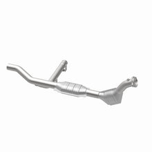 Load image into Gallery viewer, MagnaFlow Conv DF 97-98 Ford Expedition 4.6 | 93130