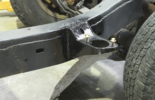 Load image into Gallery viewer, Rust Buster 1996-2002 Toyota 4 Runner Front Body Frame Mount Bracket - Right | RB8400R