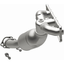 Load image into Gallery viewer, MagnaFlow California Converter Direct Fit 07-13 BMW 328i L6 3.0LGAS 3.75in Inlet 4in Outlet 2in Dia