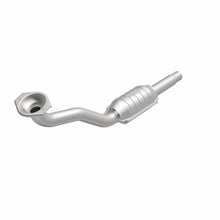 Load image into Gallery viewer, MagnaFlow Exhaust Products Catalytic Converter MagnaFlow Exhaust Products Magnaflow Standard Grade Direct-Fit Catalytic Converter 22923