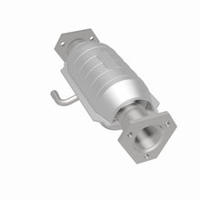 Load image into Gallery viewer, MagnaFlow Exhaust Products Catalytic Converter MagnaFlow Exhaust Products Magnaflow Standard Grade Direct-Fit Catalytic Converter 22926