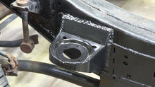 Load image into Gallery viewer, Rust Buster 4Runner & FJ Cruiser Middle Body Frame Mount | RB8430