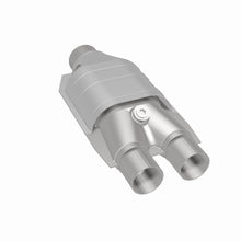 Load image into Gallery viewer, MagnaFlow Conv Universal 2.5/2 Single/Dual O2
