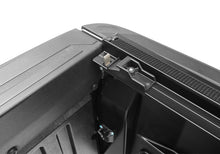 Load image into Gallery viewer, Truxedo 2024 Toyota Tacoma 6ft Pro X15 Bed Cover Truxedo