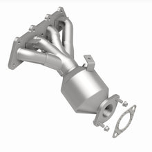 Load image into Gallery viewer, MagnaFlow Exhaust Products Catalytic Converter with Integrated Exhaust Manifold MagnaFlow Exhaust Products Catalytic Converter with Integrated Exhaust Manifold 23-113