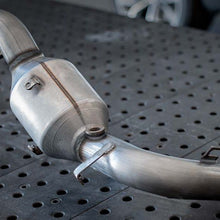 Load image into Gallery viewer, magnaflow-direct-fit-spun-body-design-catalytic-converter-03.jpg