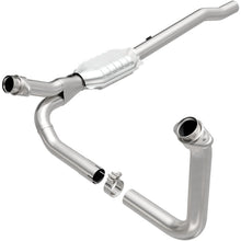 Load image into Gallery viewer, MagnaFlow Conv DF 02-03 Dodge Ram 1500 Pickup 4.7L 4WD