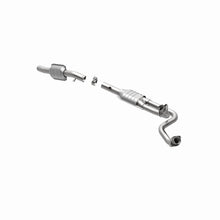 Load image into Gallery viewer, MagnaFlow Conv DF 1996 Ford E-150 4.9L | 93381