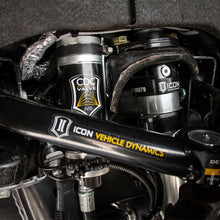 Load image into Gallery viewer, ICON 2020+ GM HD 0-2in 2.5 Series CDCV Shock System w/Tube UCA