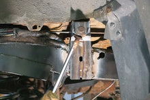 Load image into Gallery viewer, Rustbuster Rear Shock Mount Right Side | RB7405R