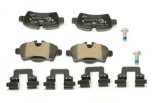 Load image into Gallery viewer, Brake Pad Set