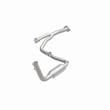 Load image into Gallery viewer, Magnaflow Conv DF 2004 Liberty D/S frt