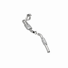 Load image into Gallery viewer, MagnaFlow Conv DF 1996 Ford E-150 4.9L | 93381