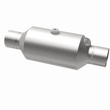 Load image into Gallery viewer, Magnaflow 2.50 w/dual O2 5in. Spun Universal Converter