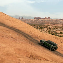 Load image into Gallery viewer, Ford Racing 21-24 Bronco 17in x 8.5in Machined Face Wheel Kit Ford Racing