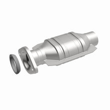 Load image into Gallery viewer, MagnaFlow Conv DF 01-03 Highlander underbody | 93268